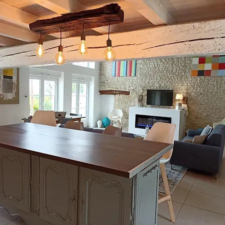 Vakantiehuis De Charme Dans Ancienne Seigneurie