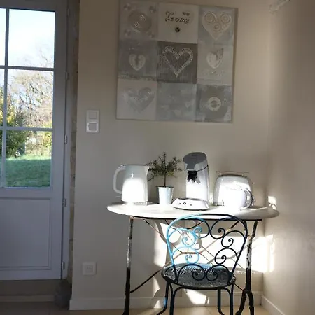 De Charme Dans Ancienne Seigneurie בית נופש Le Pin-Saint-Denis