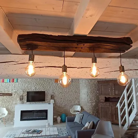 בית נופש De Charme Dans Ancienne Seigneurie *