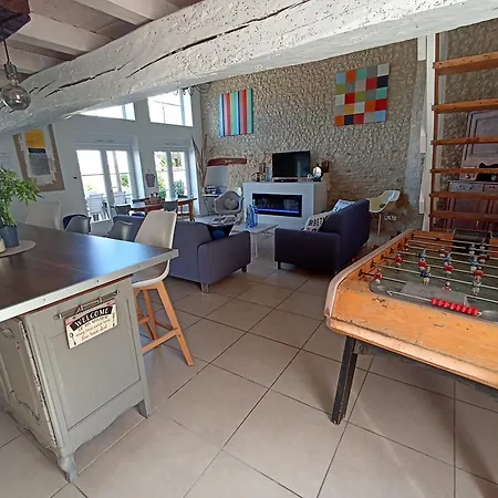 Vakantiehuis De Charme Dans Ancienne Seigneurie *