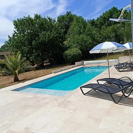 בית נופש De Charme Dans Ancienne Seigneurie *